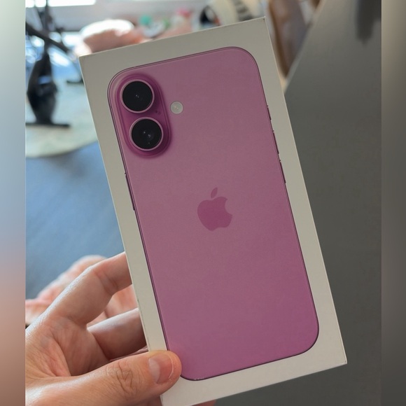 Apple iPhone 16, 256GB, Pink - Unlocked - Picture 9 of 11